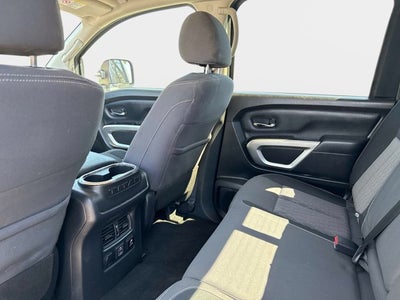 2024 Nissan Titan XD SV