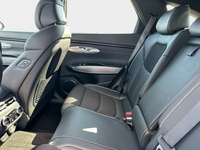 2024 Genesis GV70 2.5T