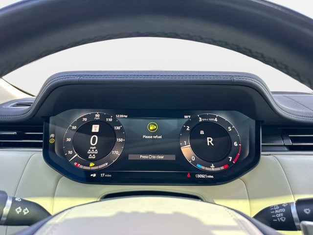 2023 Land Rover Range Rover SE