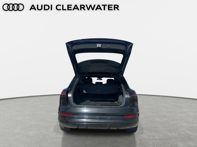 2024 Audi SQ8 e-tron Premium Plus