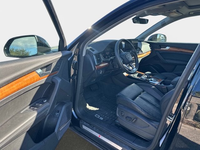 2023 Audi Q5 S line Premium Plus