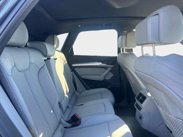 2024 Audi Q5 S line Prestige