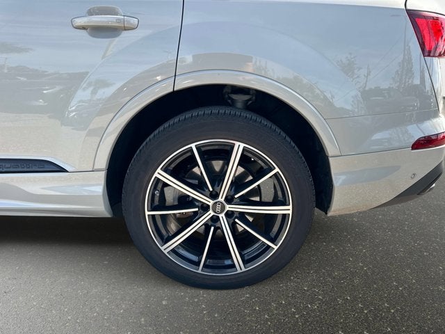 2023 Audi Q7 Premium Plus