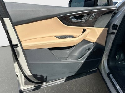 2023 Audi Q7 Premium Plus