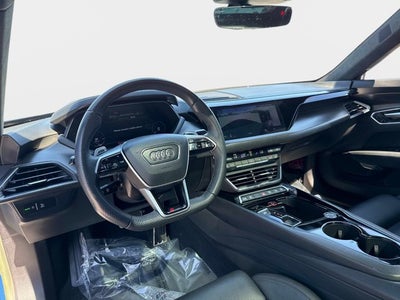 2022 Audi RS e-tron GT Base