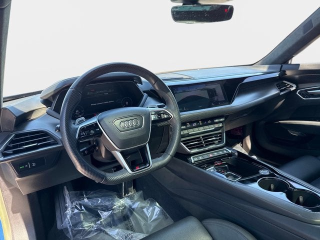 2022 Audi RS e-tron GT Base