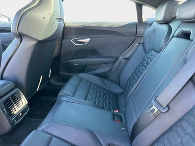 2023 Audi e-tron GT Premium Plus