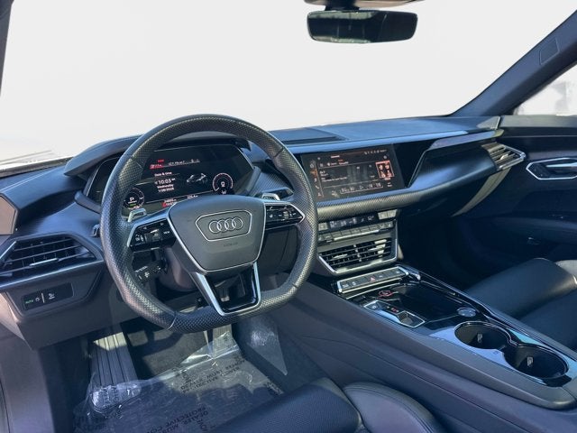 2023 Audi e-tron GT Premium Plus