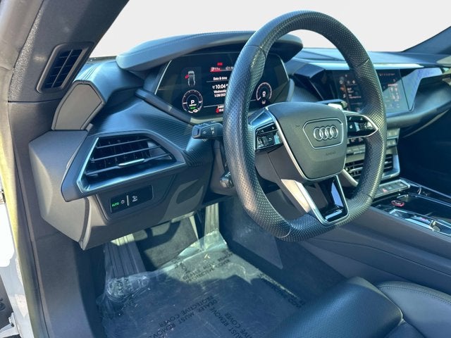 2023 Audi e-tron GT Premium Plus