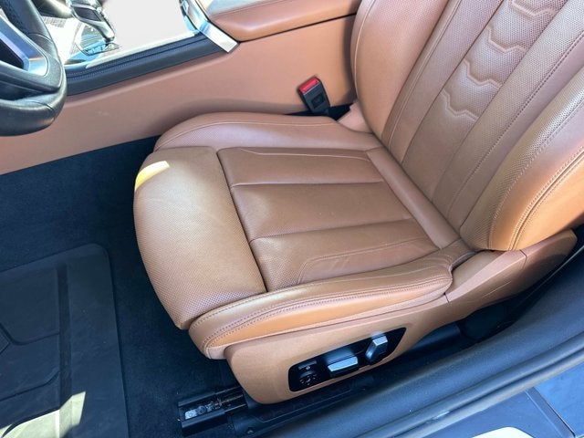 2021 BMW 8 Series 840i