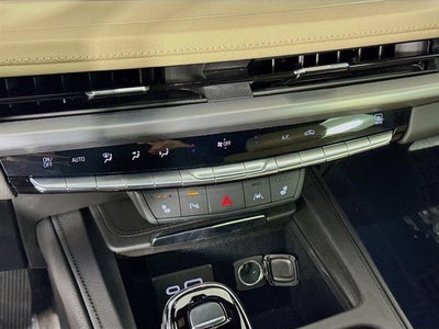 2024 Cadillac XT4 Luxury