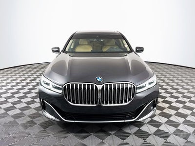 2022 BMW 7 Series 740i