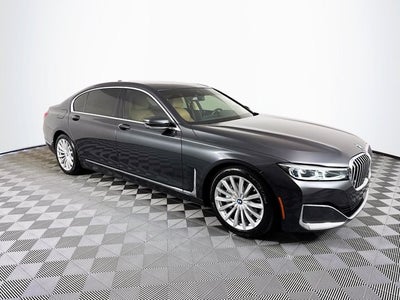 2022 BMW 7 Series 740i