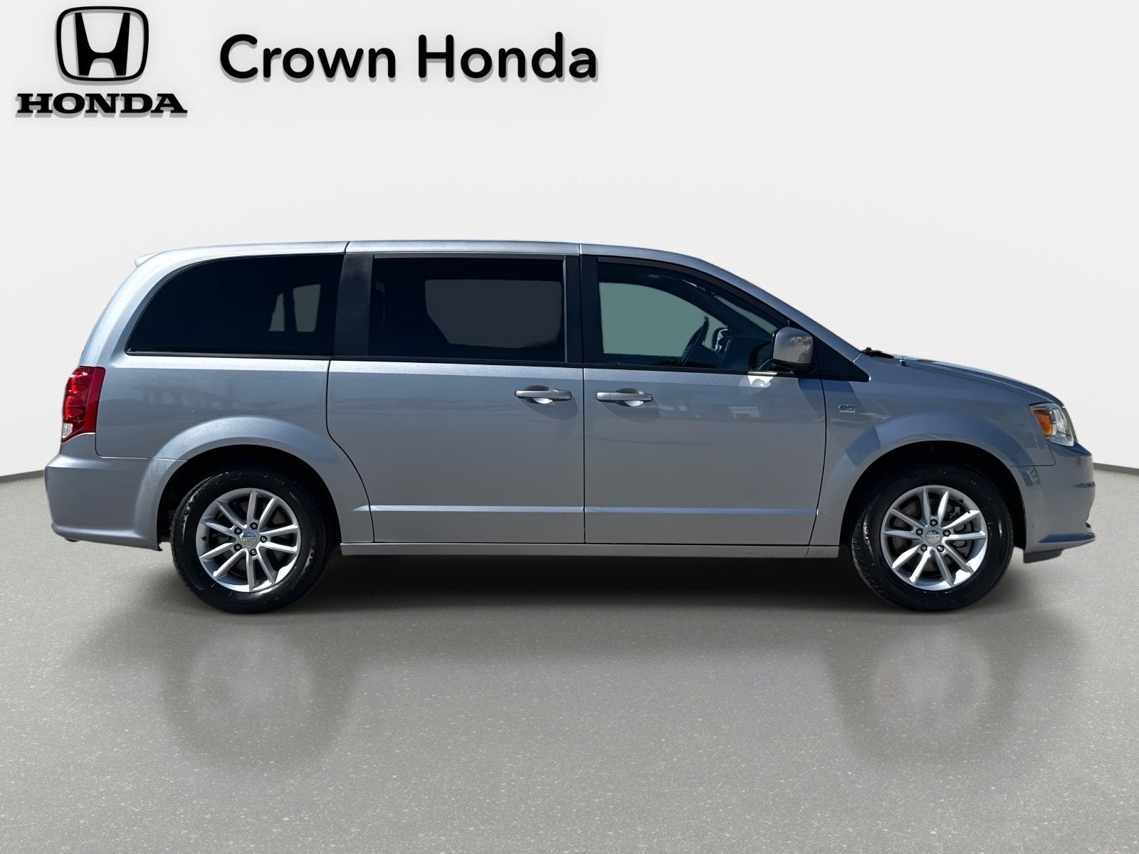 2019 Dodge Grand Caravan SE 35th Anniversary Edition