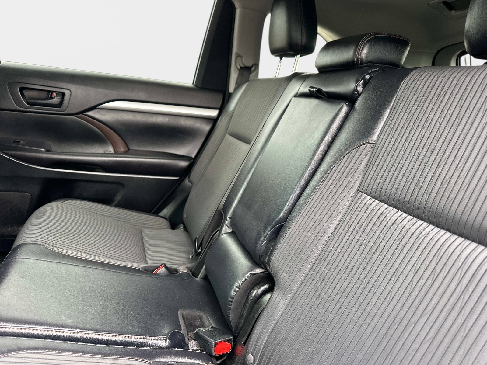 2016 Toyota Highlander LE Plus