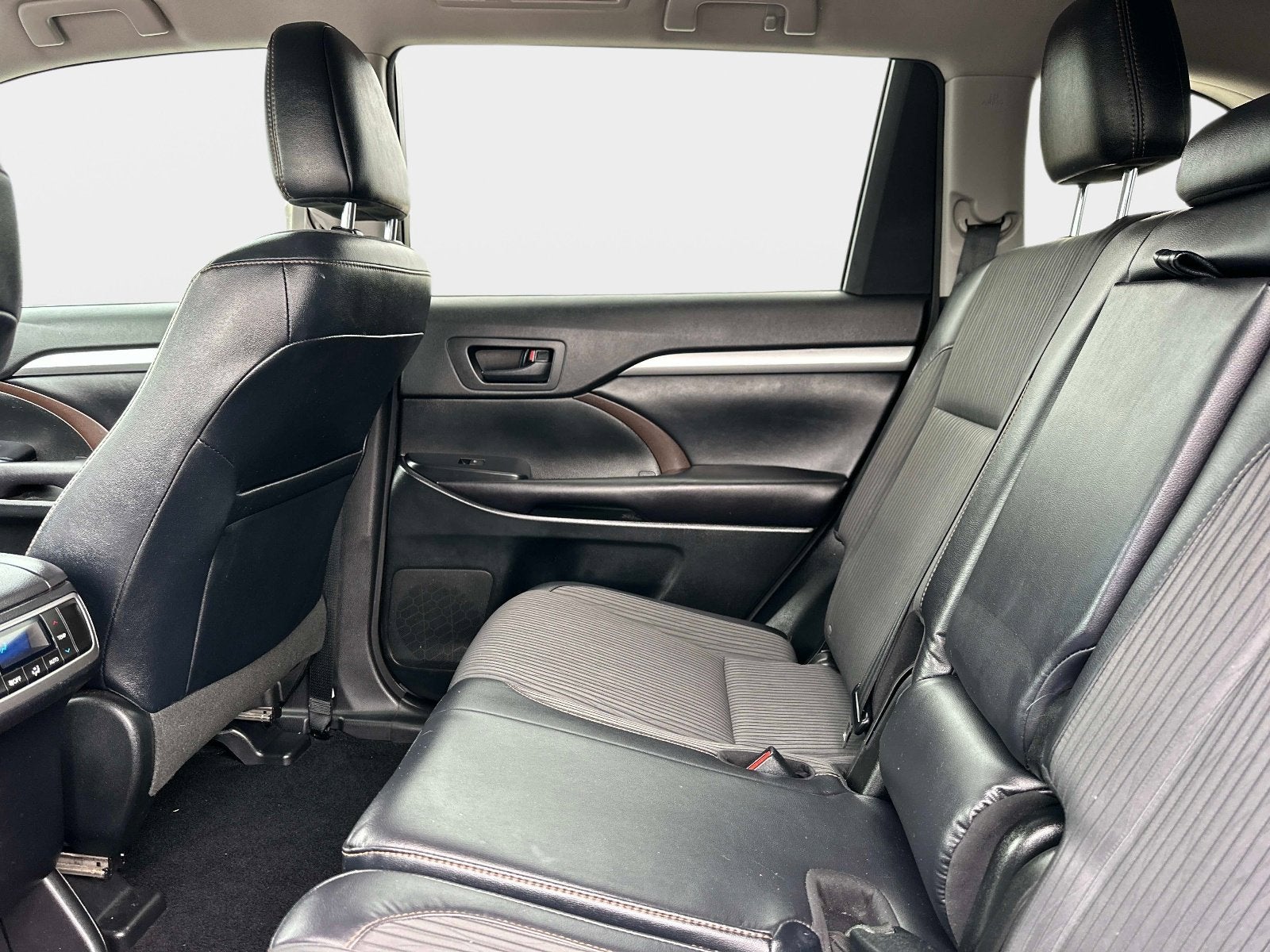 2016 Toyota Highlander LE Plus