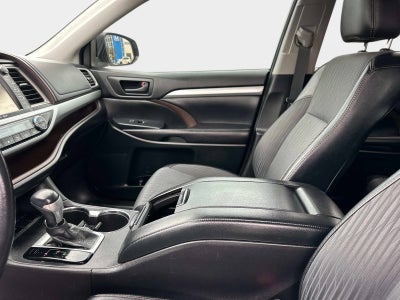 2016 Toyota Highlander LE Plus