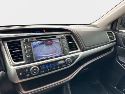 2016 Toyota Highlander LE Plus