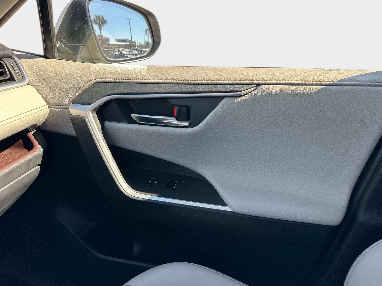 2020 Toyota RAV4 Limited