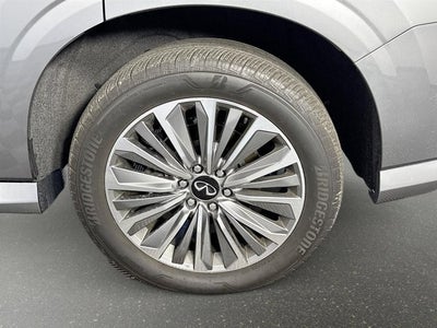 2025 INFINITI QX80 SENSORY