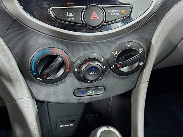 2012 Hyundai Accent GLS