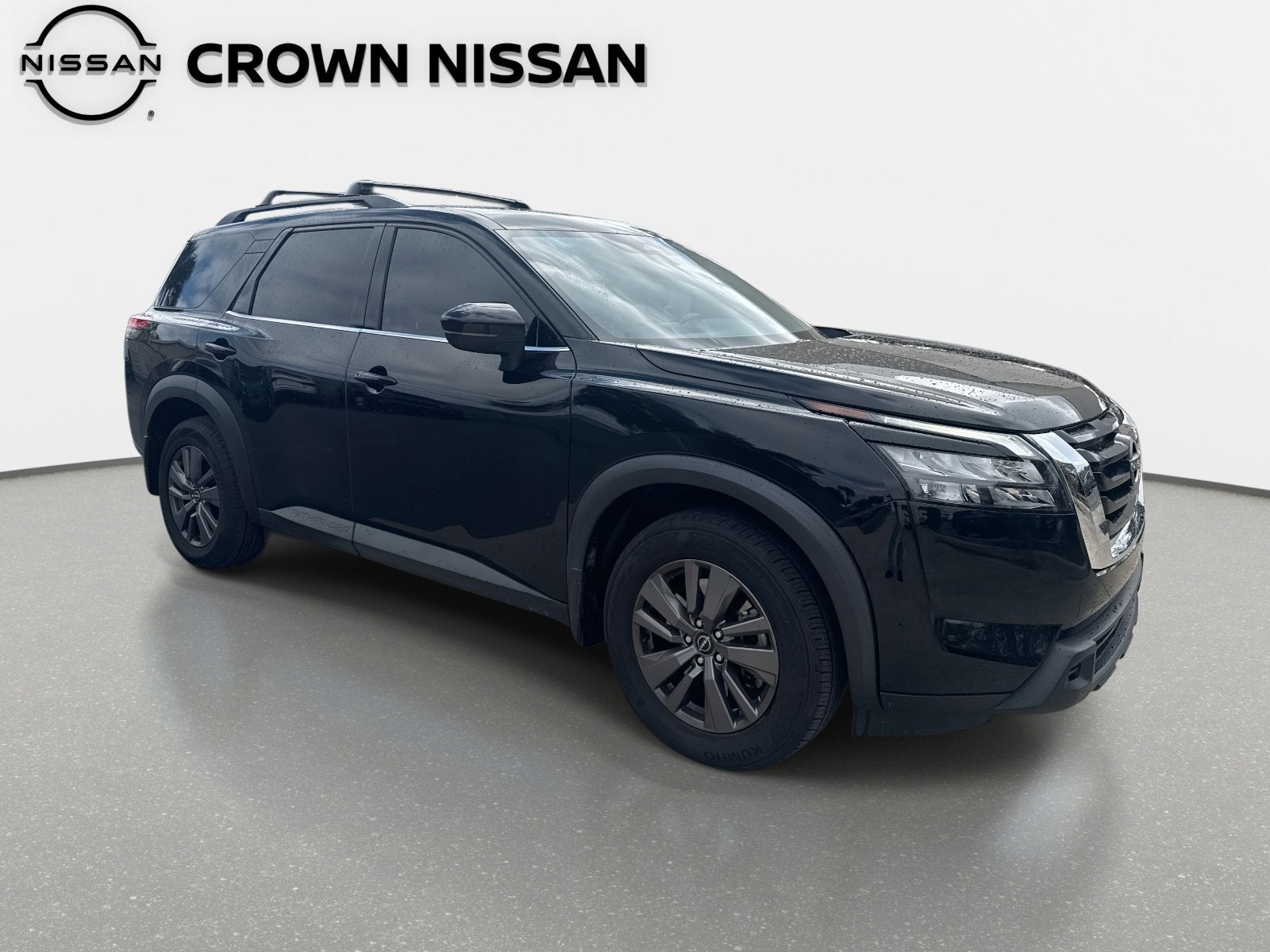 2023 Nissan Pathfinder SV