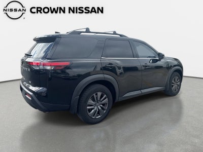 2023 Nissan Pathfinder SV