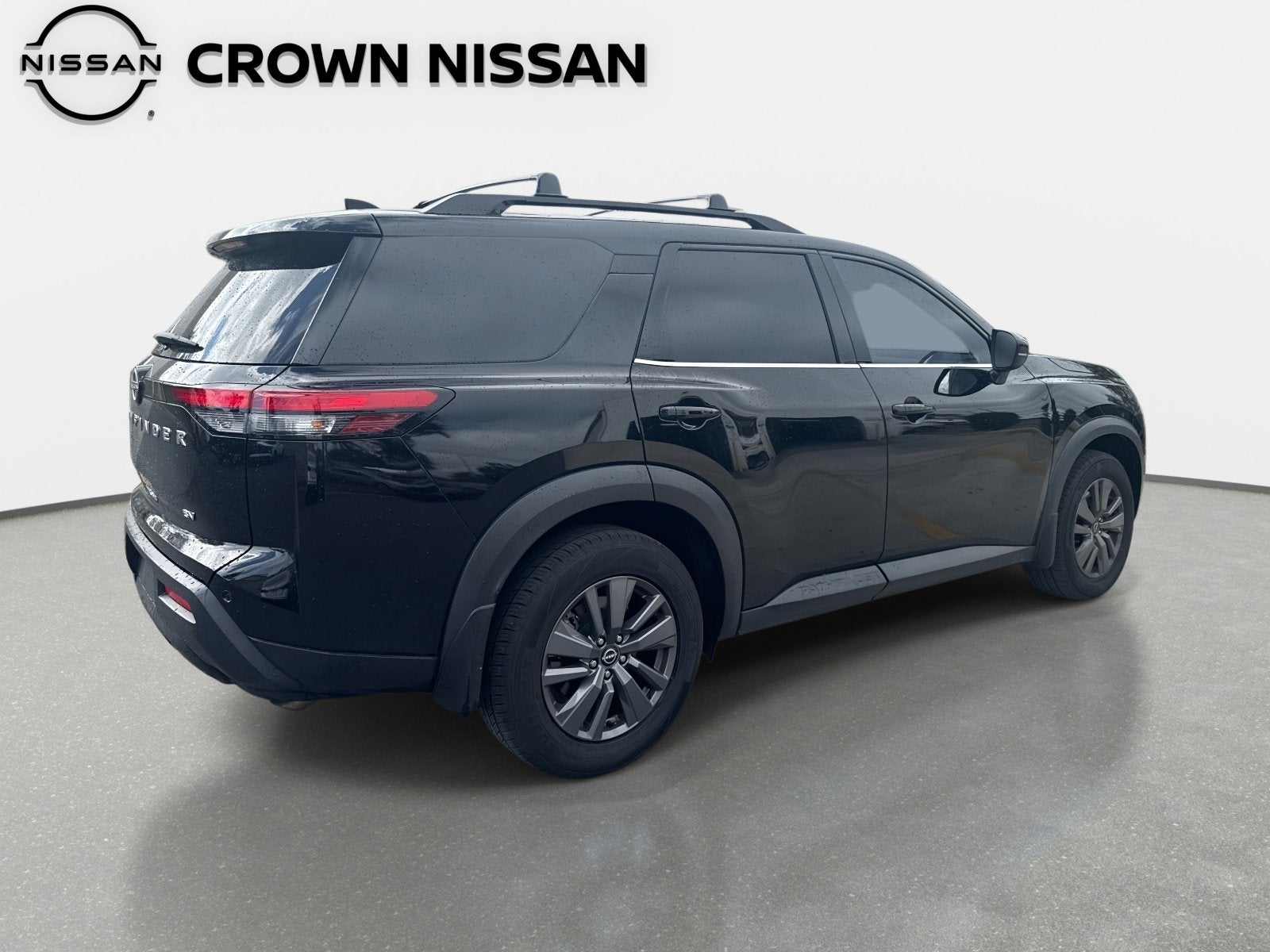 2023 Nissan Pathfinder SV