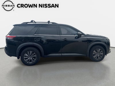 2023 Nissan Pathfinder SV