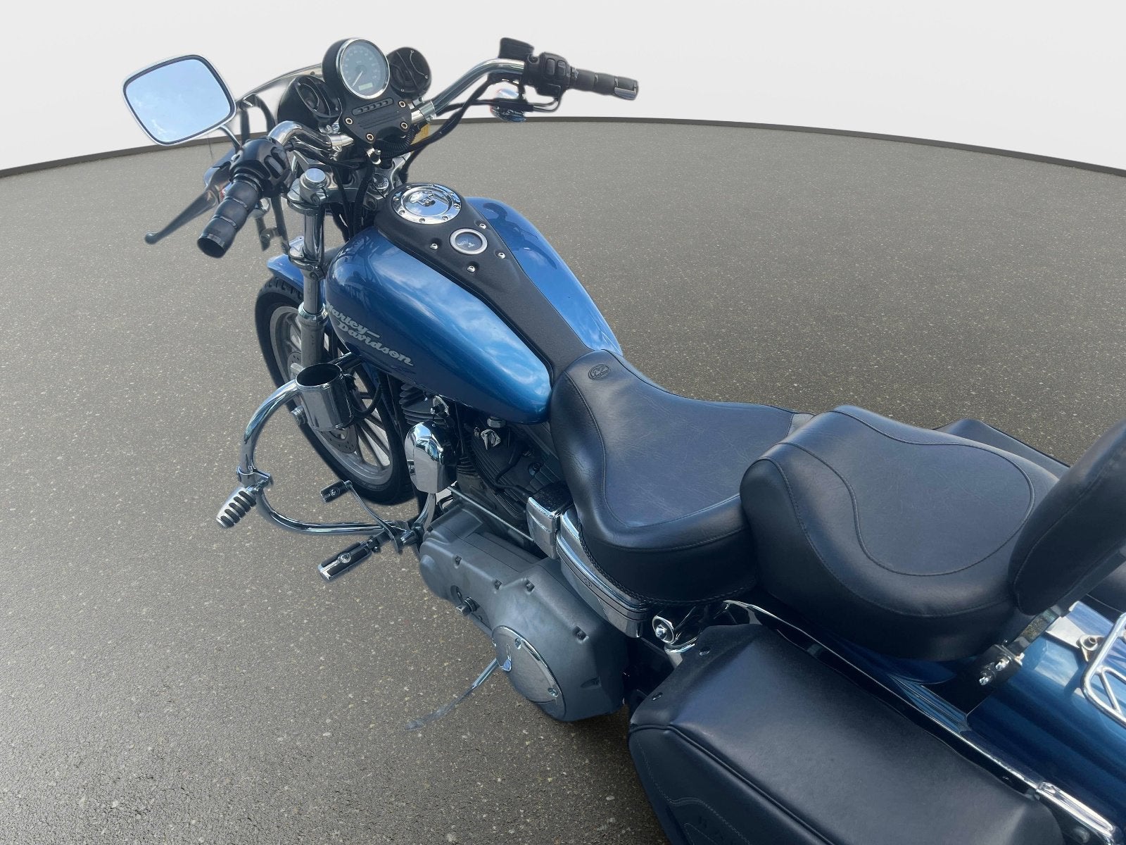 2005 Harley-Davidson Dyna Base
