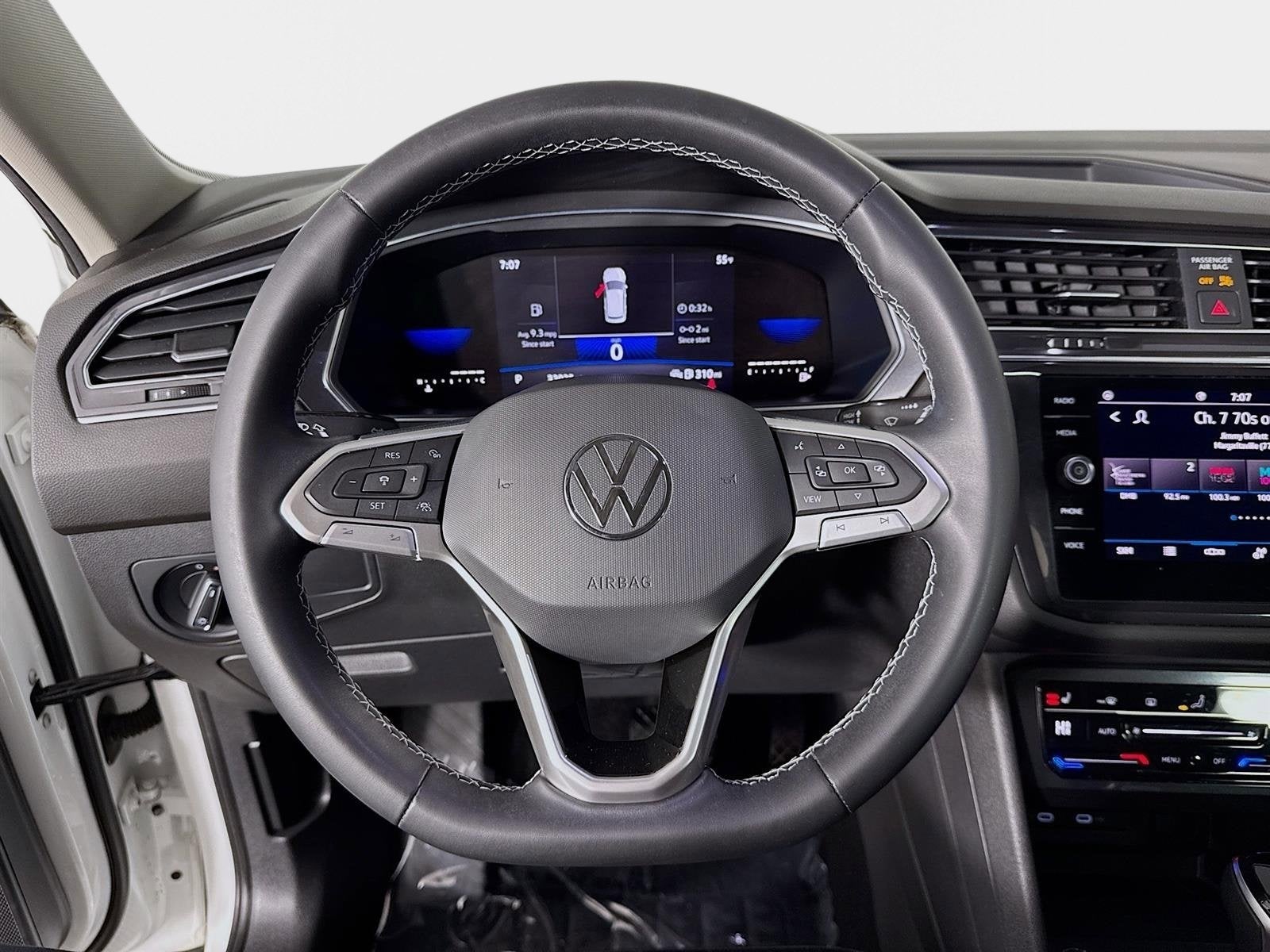 2022 Volkswagen Tiguan SE