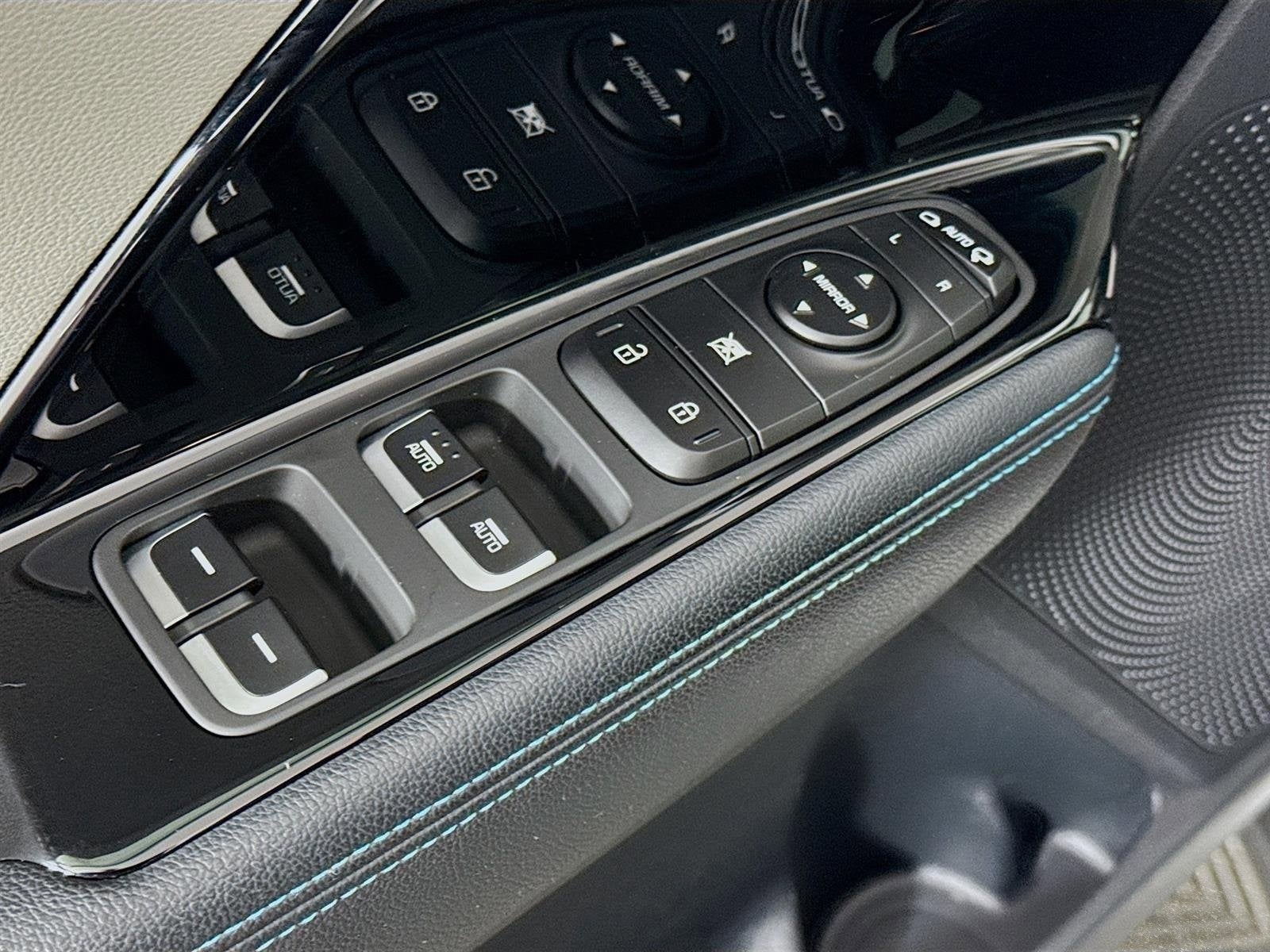 2020 Kia Niro Plug-In Hybrid EX