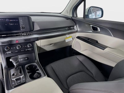 2024 Kia CARNIVAL LX