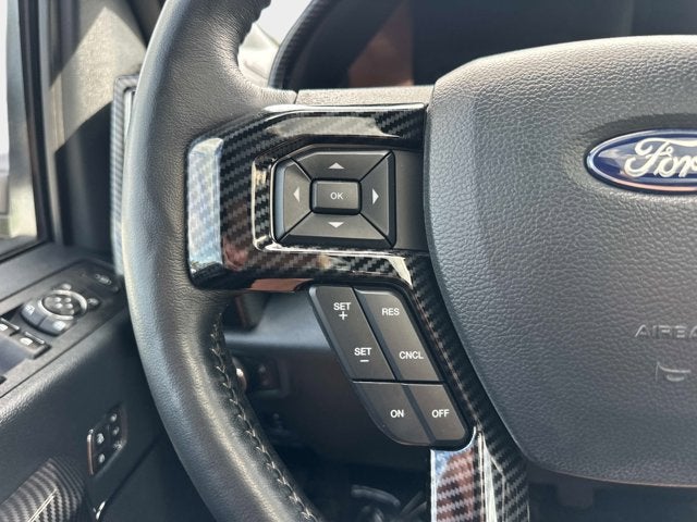 2022 Ford Super Duty F-350 DRW Lariat