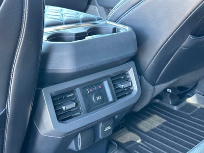 2023 Ford Super Duty F-450 DRW Lariat