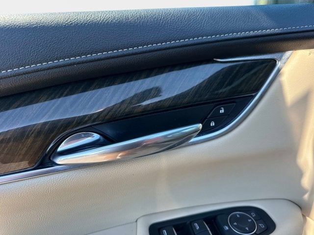 2017 Cadillac XT5 Base