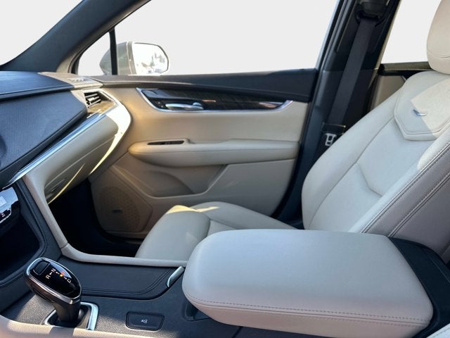 2017 Cadillac XT5 Base