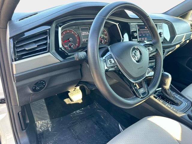 2019 Volkswagen Jetta R-Line