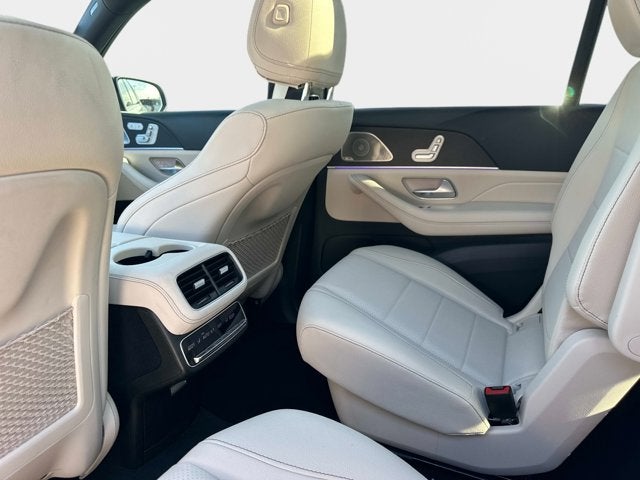 2025 Mercedes-Benz GLS 450