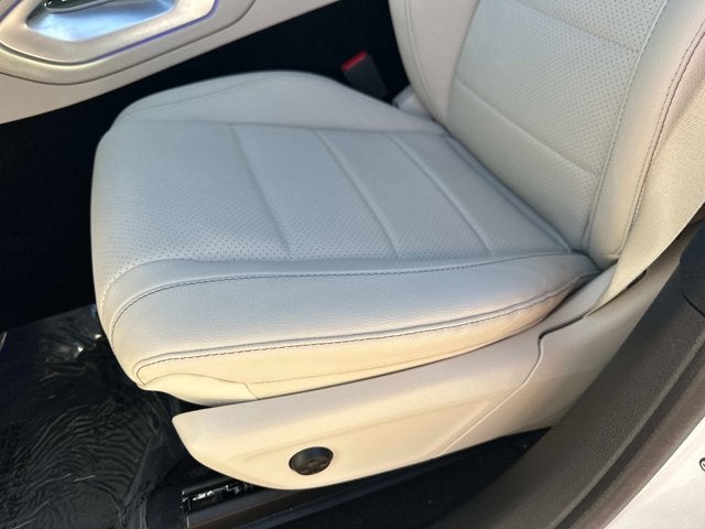 2025 Mercedes-Benz GLS 450