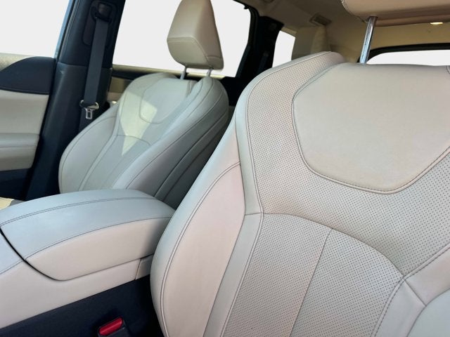 2022 INFINITI QX60 LUXE