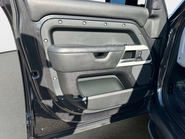 2022 Land Rover Defender X-Dynamic HSE