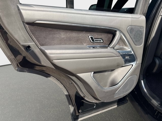 2023 Land Rover Range Rover SE