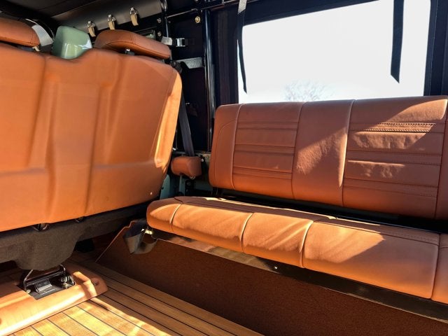 1999 Land Rover Defender 110 Base