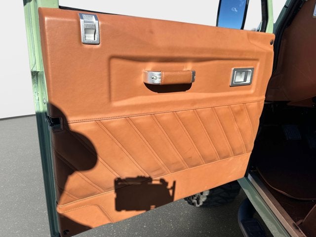 1999 Land Rover Defender 110 Base