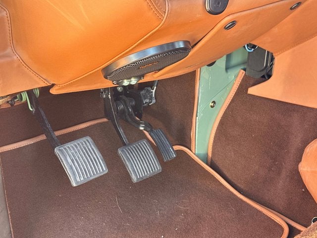 1999 Land Rover Defender 110 Base