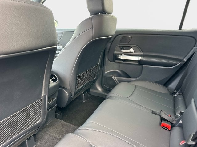 2025 Mercedes-Benz GLB 250