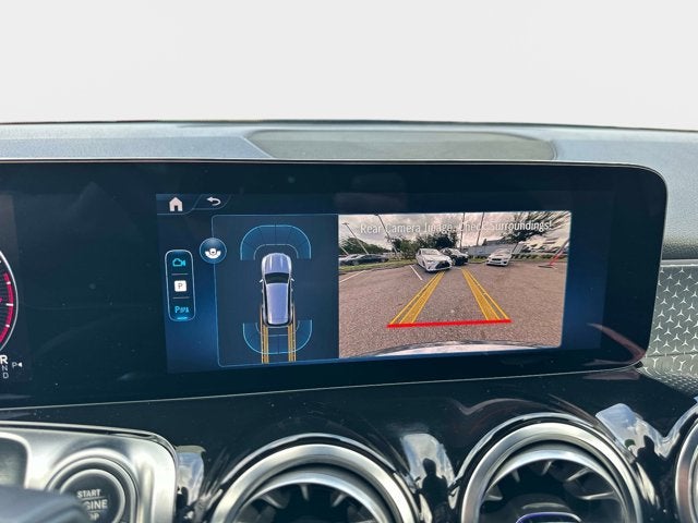 2025 Mercedes-Benz GLB 250