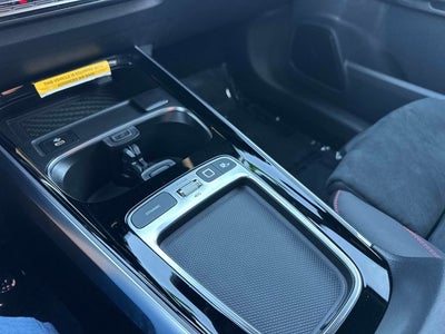 2025 Mercedes-Benz GLB 250