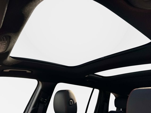 2025 Mercedes-Benz GLB 250